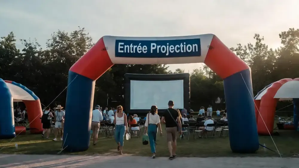 Arche gonflable Entrée Projection pour cinéma en plein air