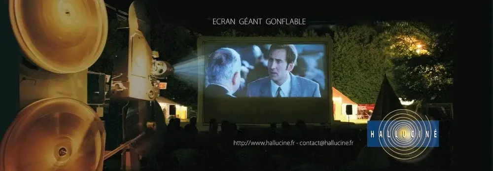 Écran de cinéma gonflable en plein air Hallucine
